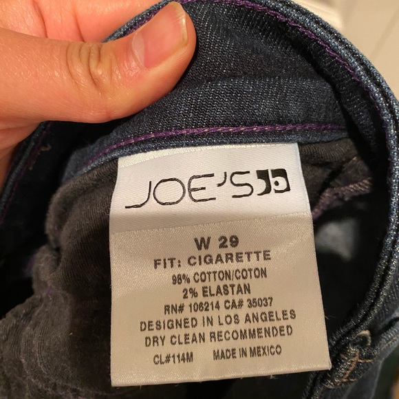 Joe’s Jeans - cigarette style - slim and straight - Picture 5 of 5